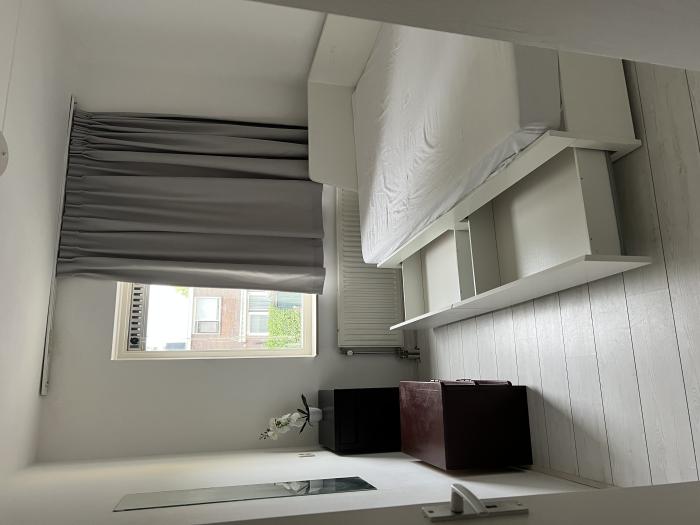 Kamer - Van Poeljeweg - Rotterdam