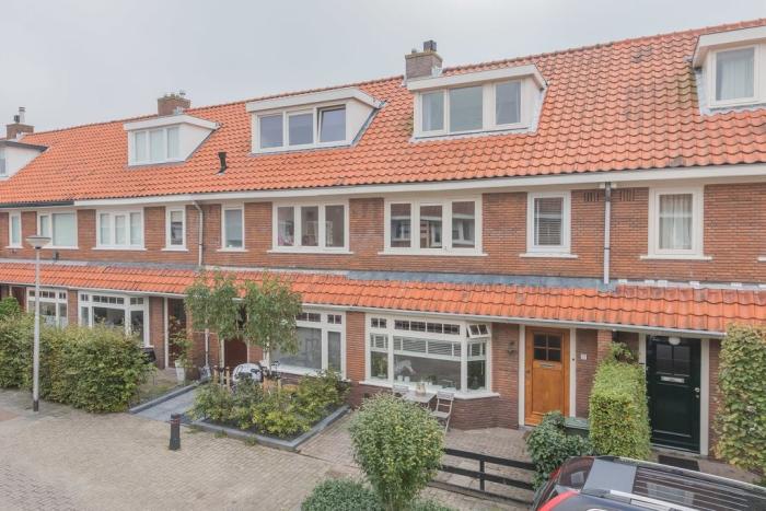 Huis - Jan van den Bergstraat - Heemstede