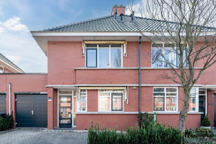 Huis - Middelgeestlaan - Voorschoten