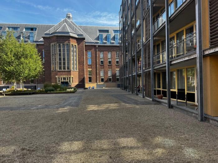 Appartement - Raam - Delft