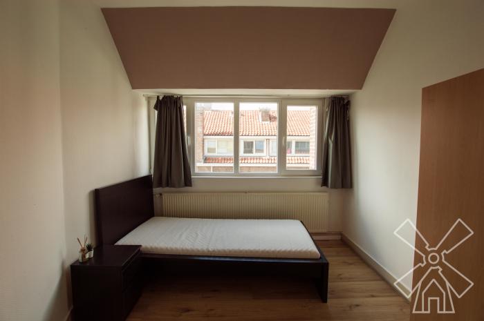 Kamer - Van den Berghstraat - 's-Gravenhage