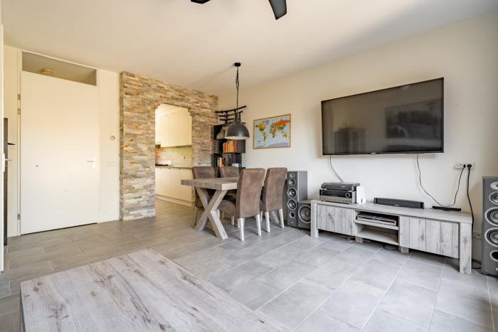 Kamer - Peter van Straatenhof - Almere