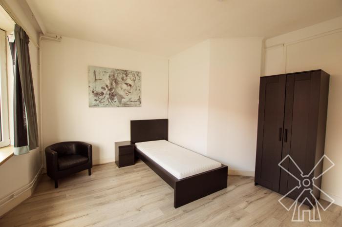 Kamer - Van den Berghstraat - 's-Gravenhage