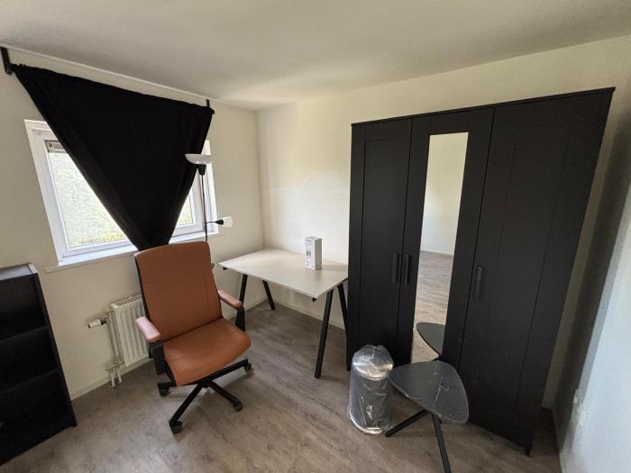 Kamer - West-Varkenoordseweg - Rotterdam