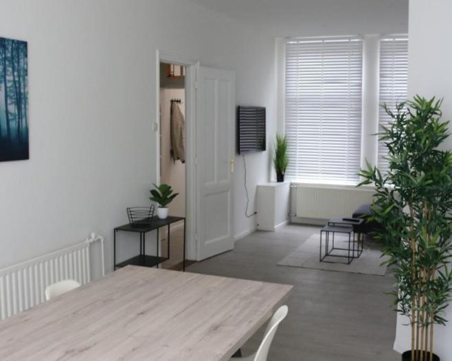 Appartement - Govert Bidloostraat - 's-Gravenhage