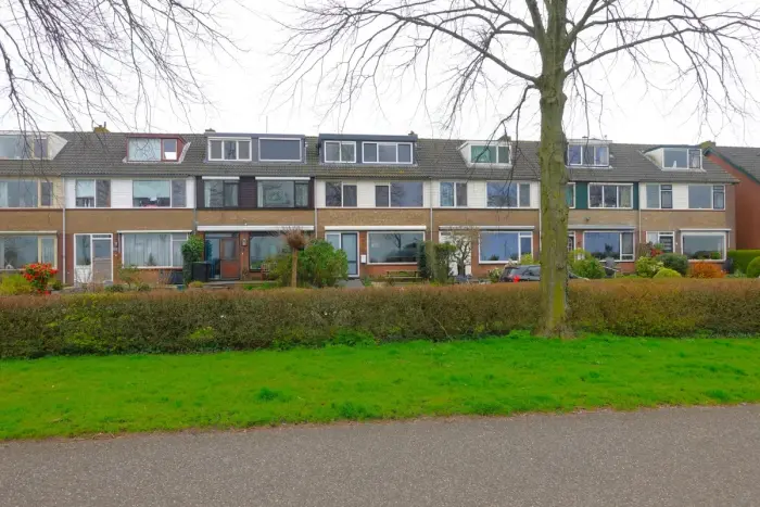 Huis - Waterstoep - Kamerik