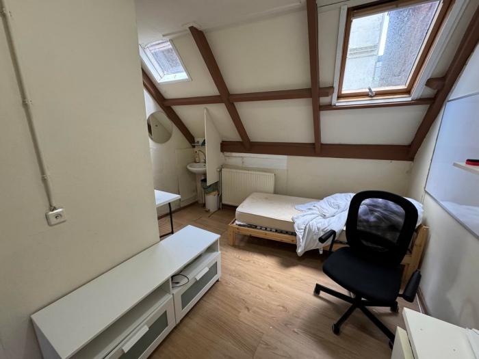 Kamer - Nieuwe Ebbingestraat - Groningen