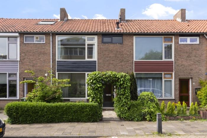 Huis - A.J. van Reststraat - Poeldijk