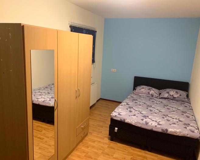 Kamer - Van der Woudendijk - 's-Gravenhage