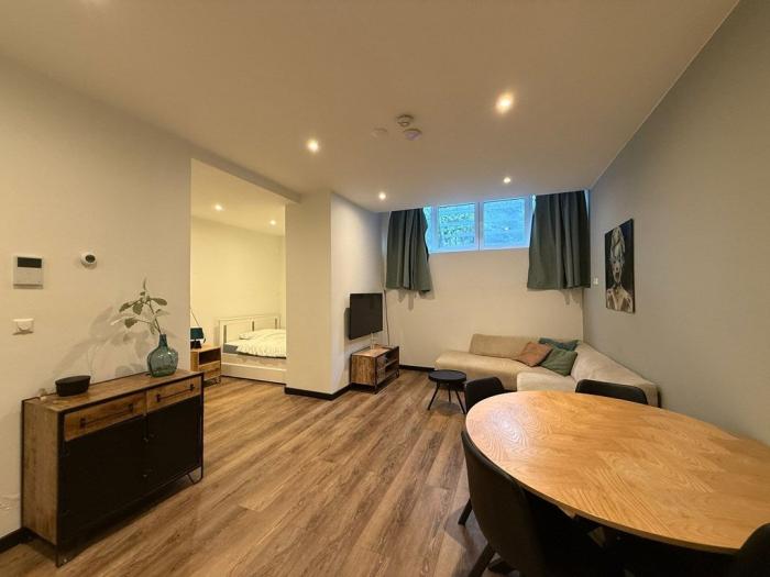 Appartement - 's-Gravendijkwal - Rotterdam