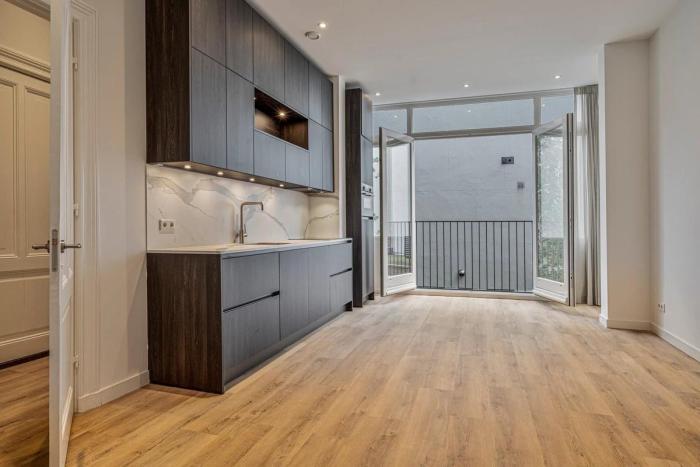 Appartement - Van Eeghenstraat - Amsterdam