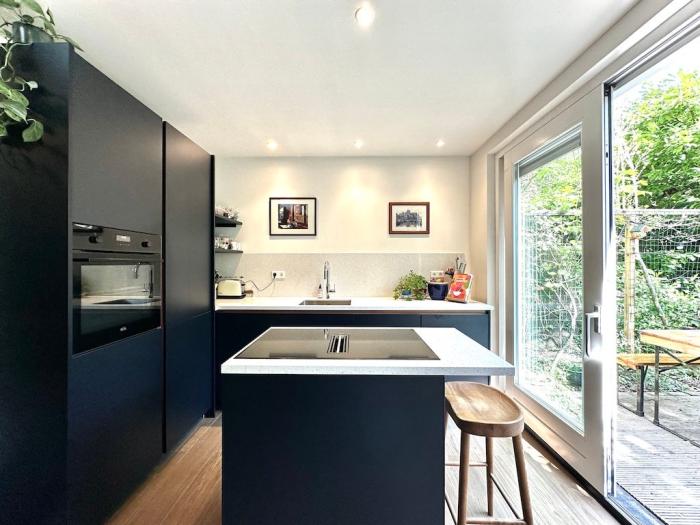 Appartement - Vrolikstraat - Amsterdam