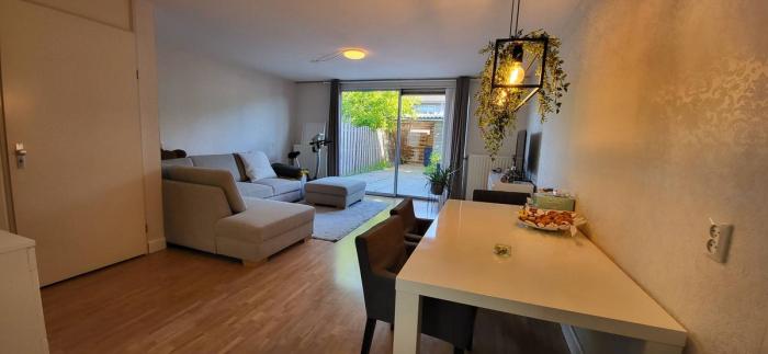 Huis - Meindert Hobbemastraat - Almere