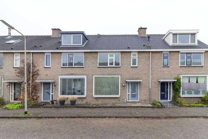 Huis - Van Eerbeeklaan - Uithoorn