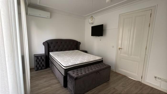 Kamer - Troelstralaan - Amsterdam