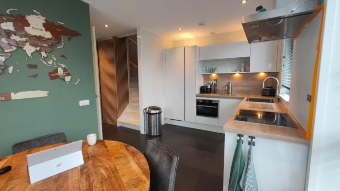 Huis - Barnsteen - Hoogwoud