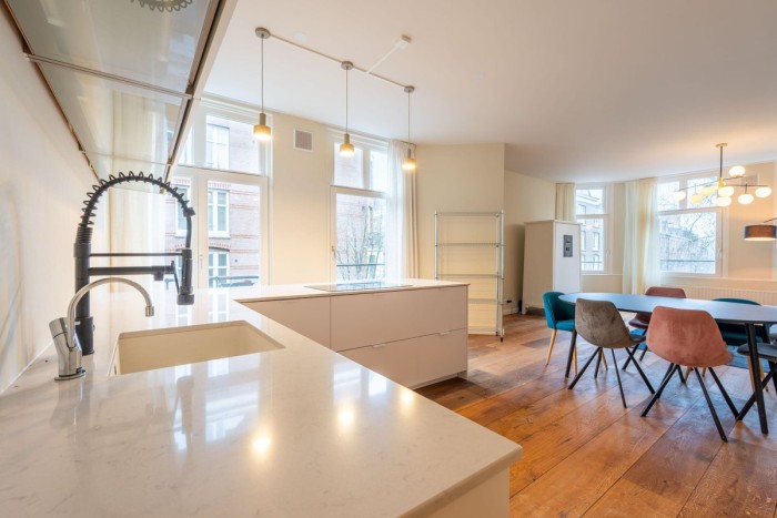 Appartement - Tolstraat - Amsterdam