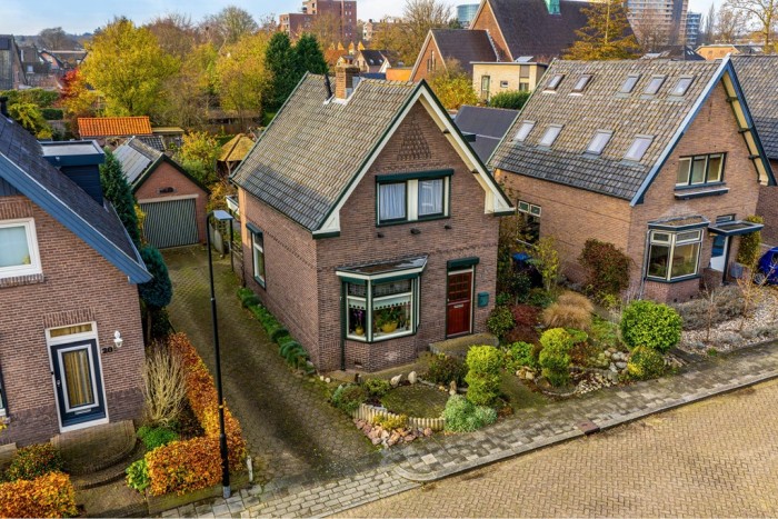 Huis - Tienwoningenweg - Apeldoorn