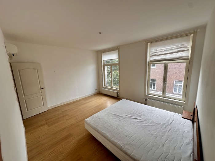 Kamer - Ferdinand Bolstraat - Amsterdam