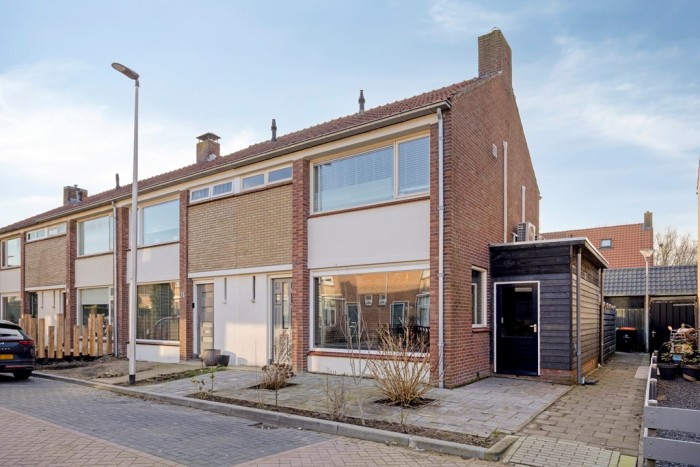 Huis - Oranjestraat - Schelluinen