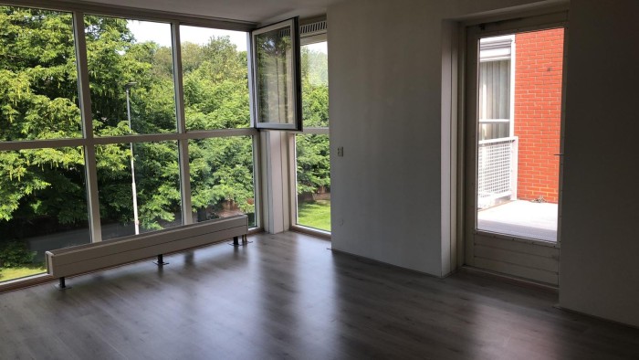 Kamer - Corrie Hartonglaan - Rotterdam