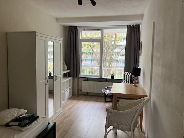 Kamer - Volendamlaan - 's-Gravenhage