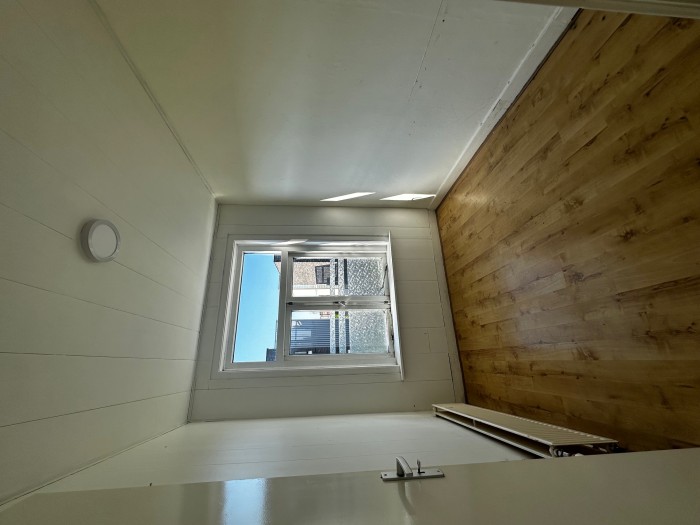 Kamer - E. Thomassen à Thuessinklaan - Groningen