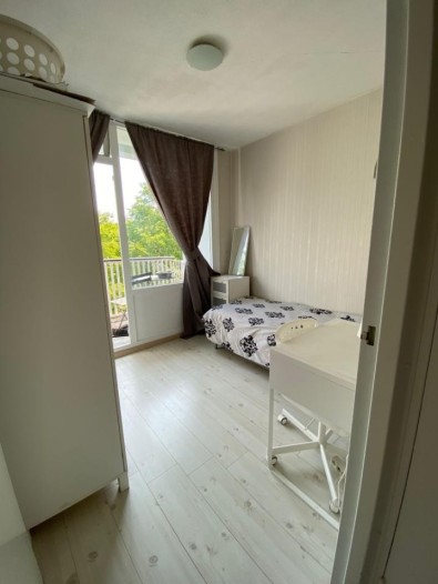 Kamer - Johan Huizingalaan - Amsterdam