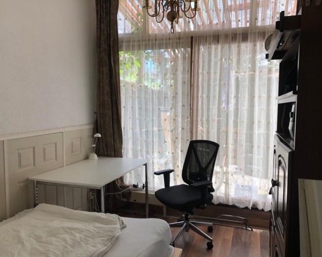 Kamer - Regentesselaan - 's-Gravenhage