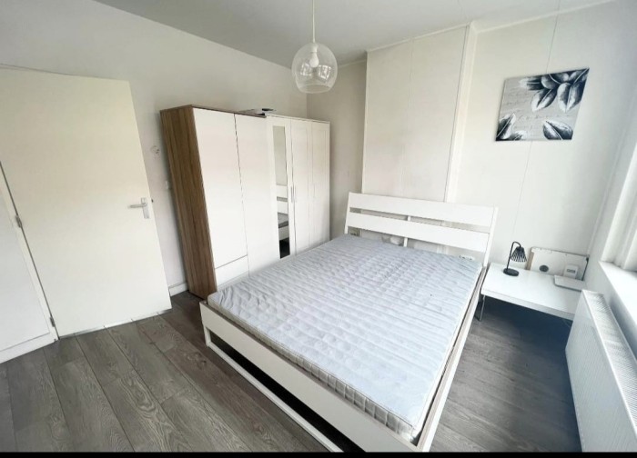 Kamer - Zestienhovensekade - Rotterdam