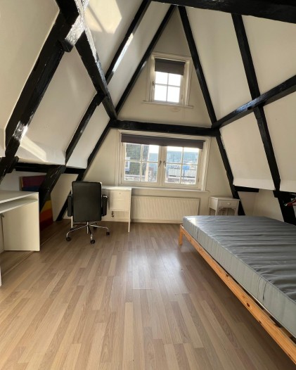 Kamer - Nieuwe Nieuwstraat - Amsterdam