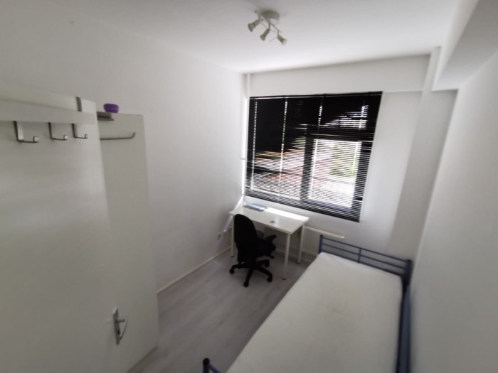 Kamer - Spinozaweg - Rotterdam